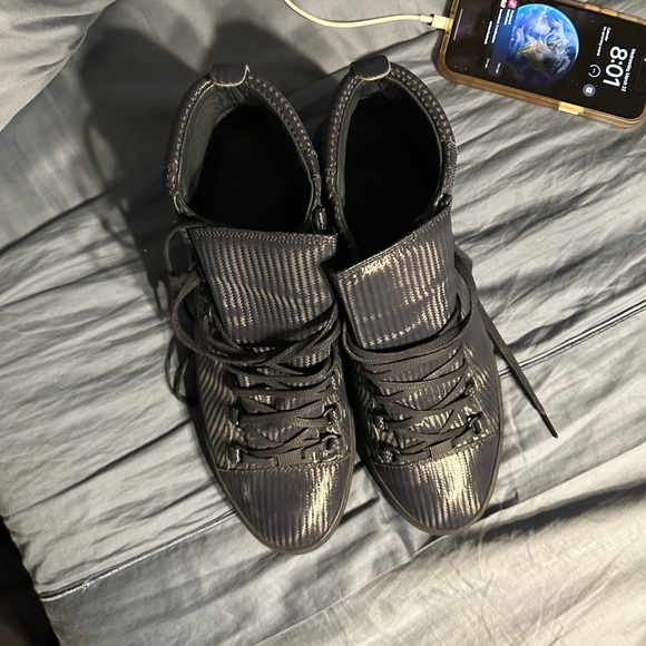 Size 12 no box excellent condition - Picture 6 of 10